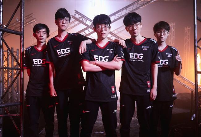 赛的优秀球 赛的优秀球