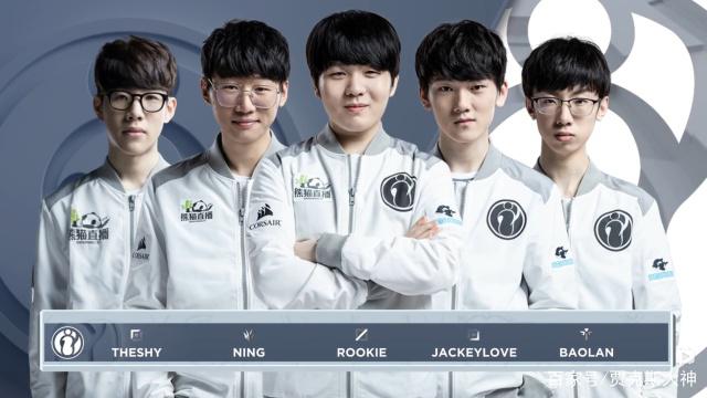 脚踏实地 脚踏实地